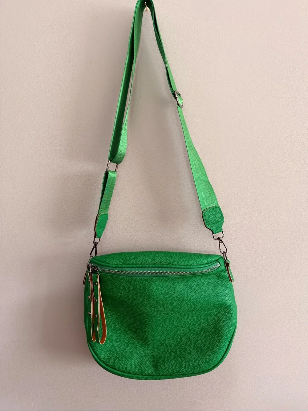 Green Crossbody Shoulder Bag - Picture 2 of 6